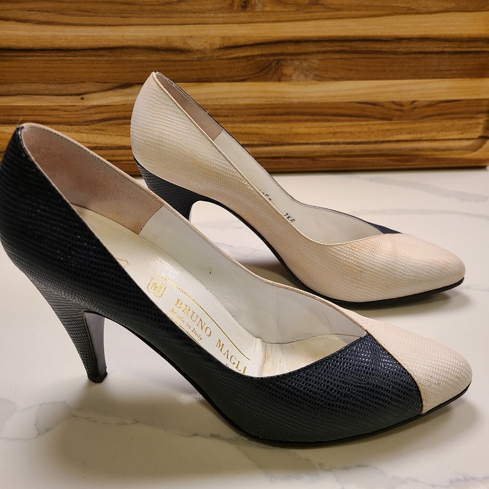 Bruno Magli Women's Shoes  Size 7.5